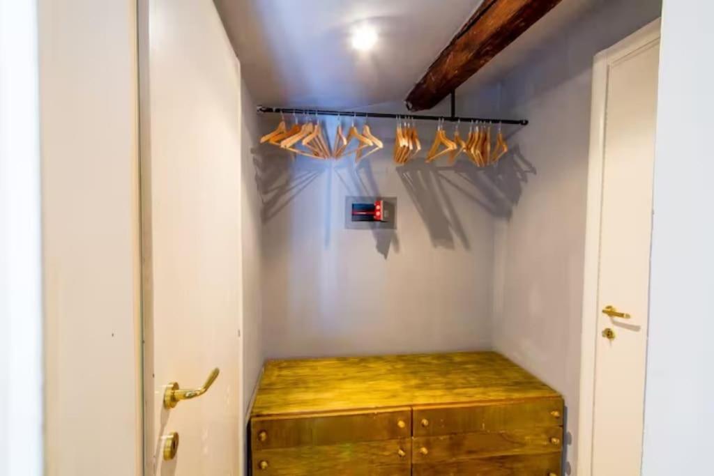 Appartamento Borgo Apostoli Флоренция Экстерьер фото
