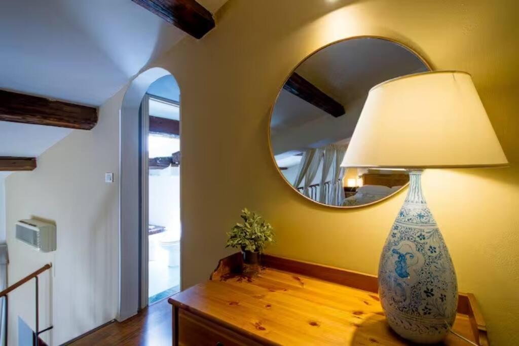 Appartamento Borgo Apostoli Флоренция Экстерьер фото